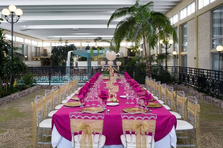 Banquet hall