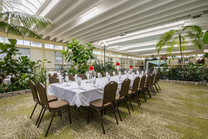 Meeting facility