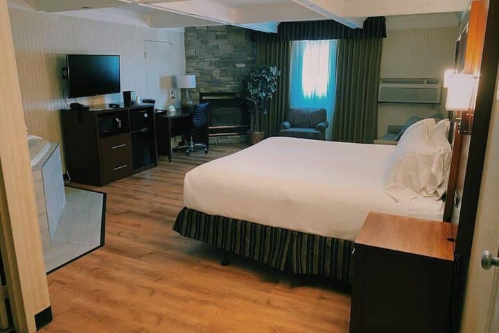 Room 6 of 59