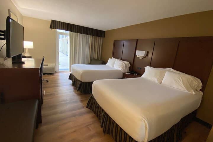 Room 13 of 59