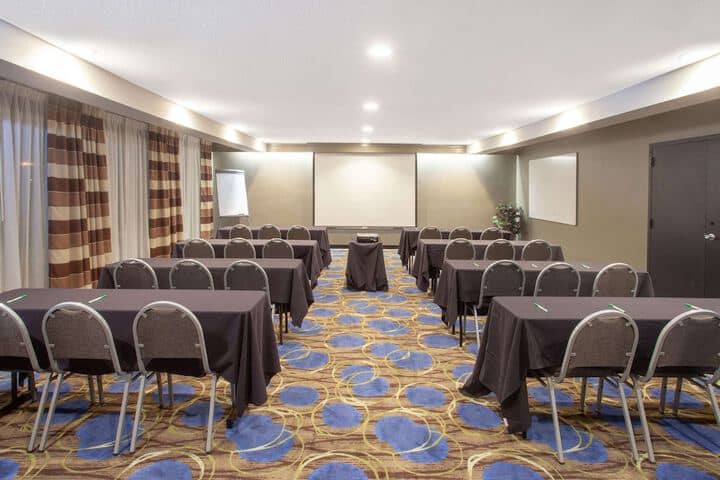 Meeting facility