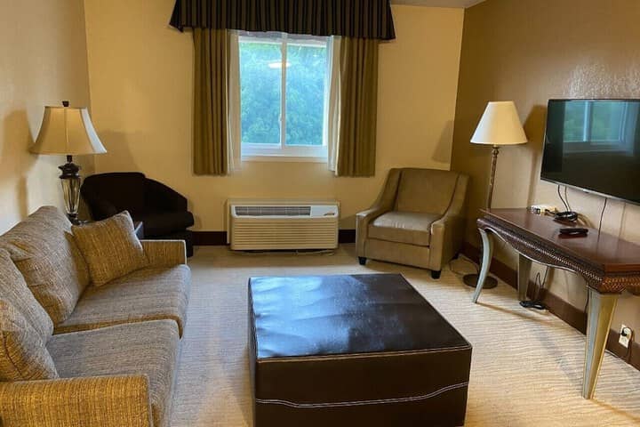 Room 30 of 59